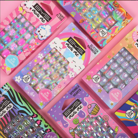 BYS Mini Me Uñas decoradas 24 piezas